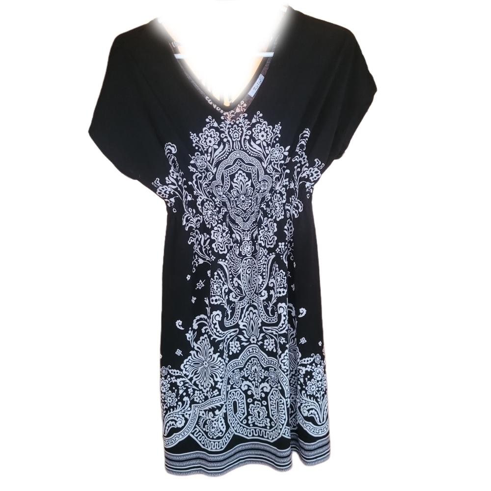 Katie Black & White Floral Paisley Print V-Neck Midi Dress